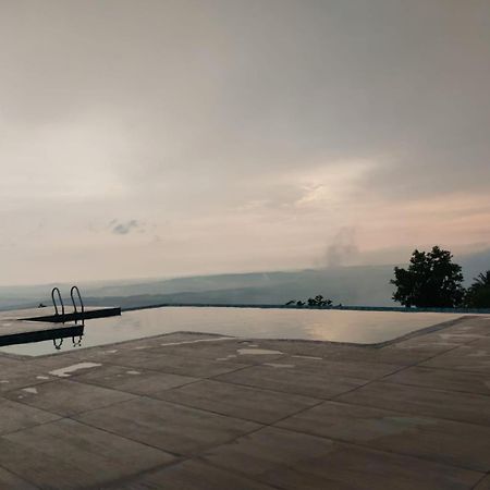 Whiteflower Mountain Resort Perintalmanna 外观 照片
