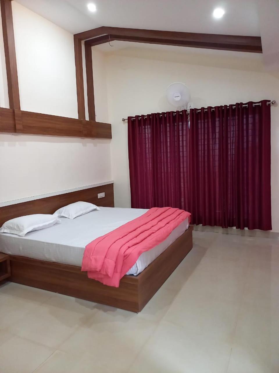 Whiteflower Mountain Resort Perintalmanna 外观 照片