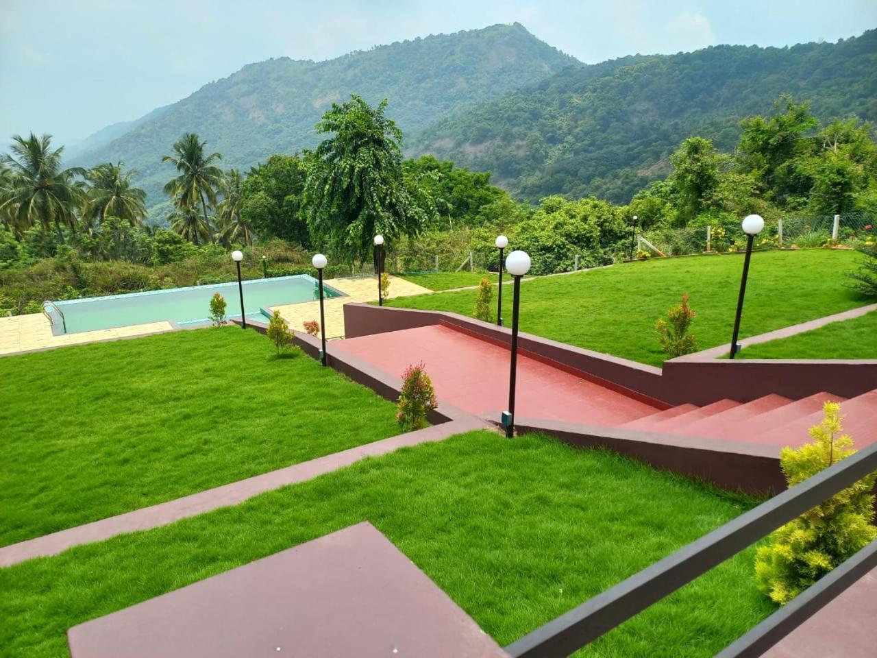 Whiteflower Mountain Resort Perintalmanna 外观 照片